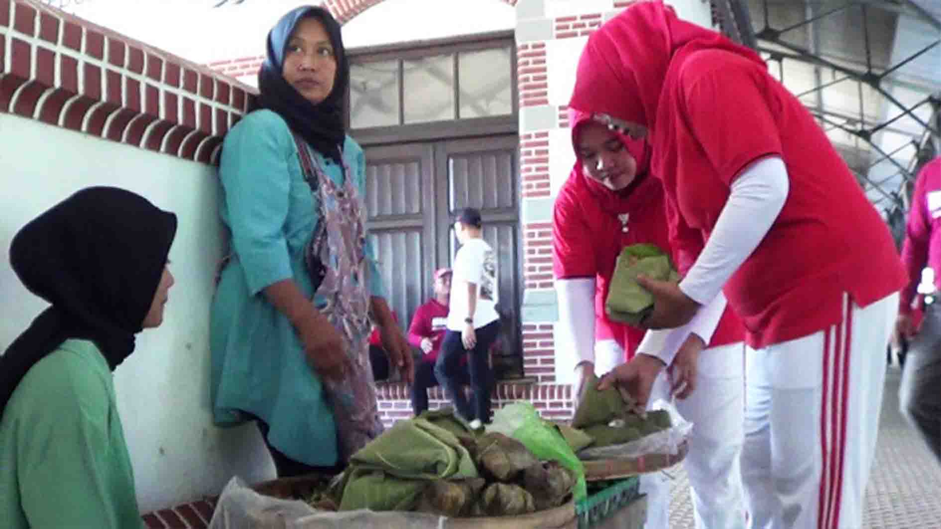 Laris Manis, Festival Lempok di Stasiun Kedungjati Grobogan 