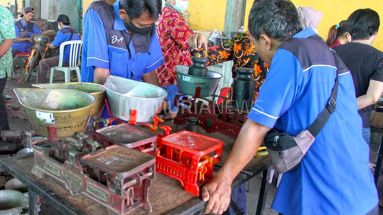 Tera Ulang Timbangan Pedagang Pasar di Kudus, Ini Temuannya