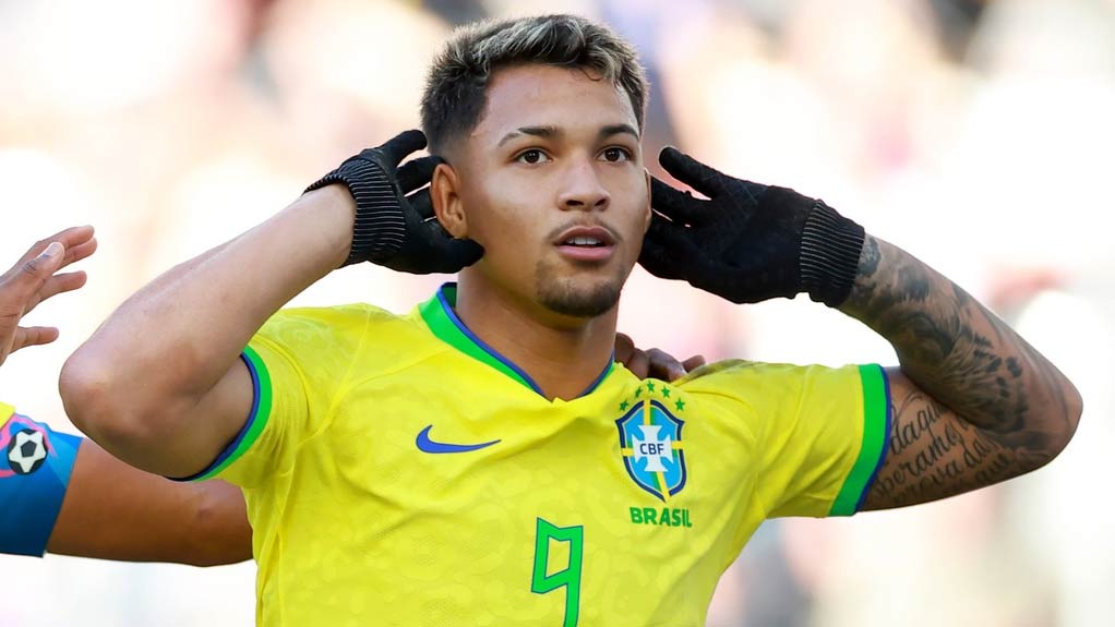 Pemain Santos Brasil Disasar Manchester United
