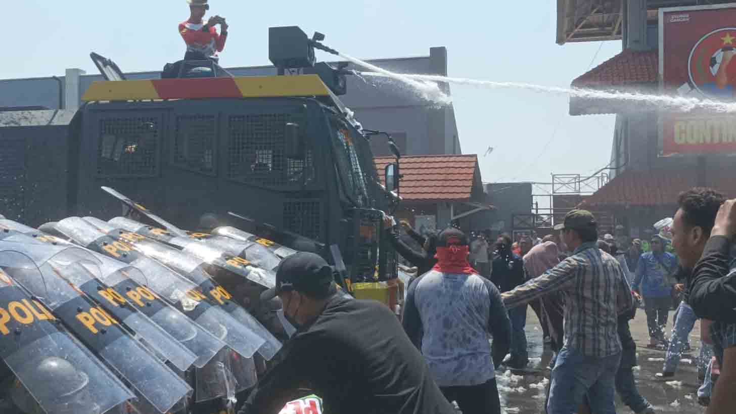 Jelang Pemilu, Ratusan Personel di Pati Dilatih Atasi Demo Ricuh