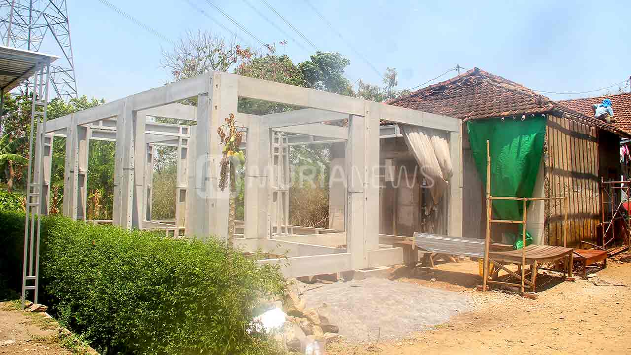 Warga Kudus Senang Diberi Bantuan Rumah Tahan Gempa