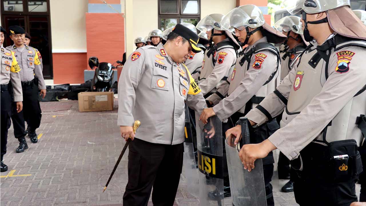 Jelang Pemilu 2024, Polres Kudus Periksa Peralatan Pengurai Massa