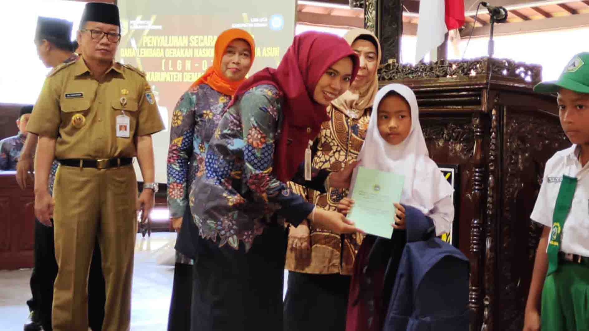 LGN-OTA Demak Salurkan Bantuan untuk 12.200 Anak Asuh