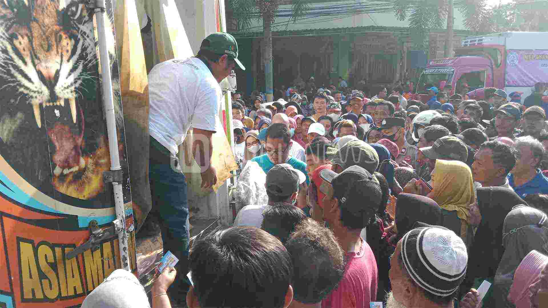 Protes Kebijakan Impor, Nelayan Pati Bagikan Ikan Gratis 120 Ton