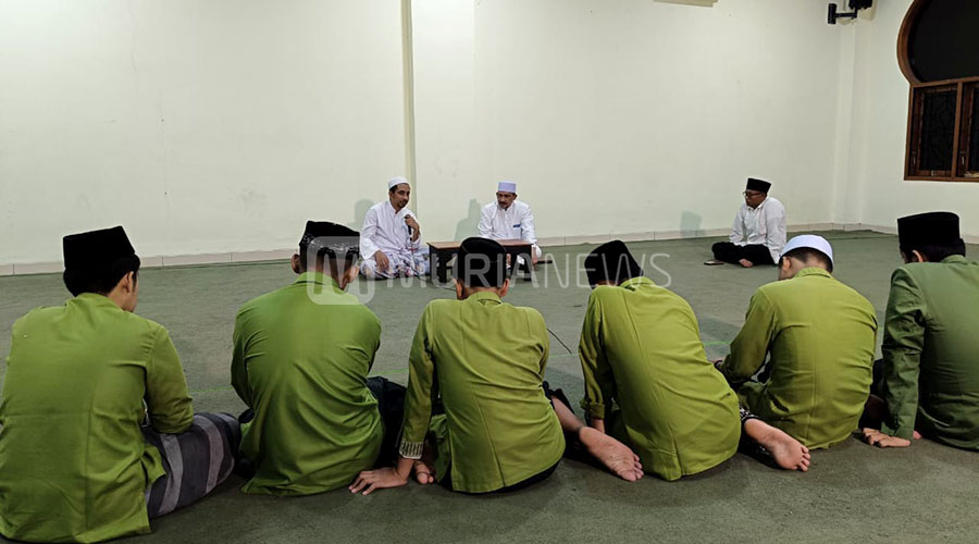 Potret Habib Husein Jafar Kunjungi Ponpes Adik Habib Jafar Kudus (Murianews/Anggara Jiwandhana)