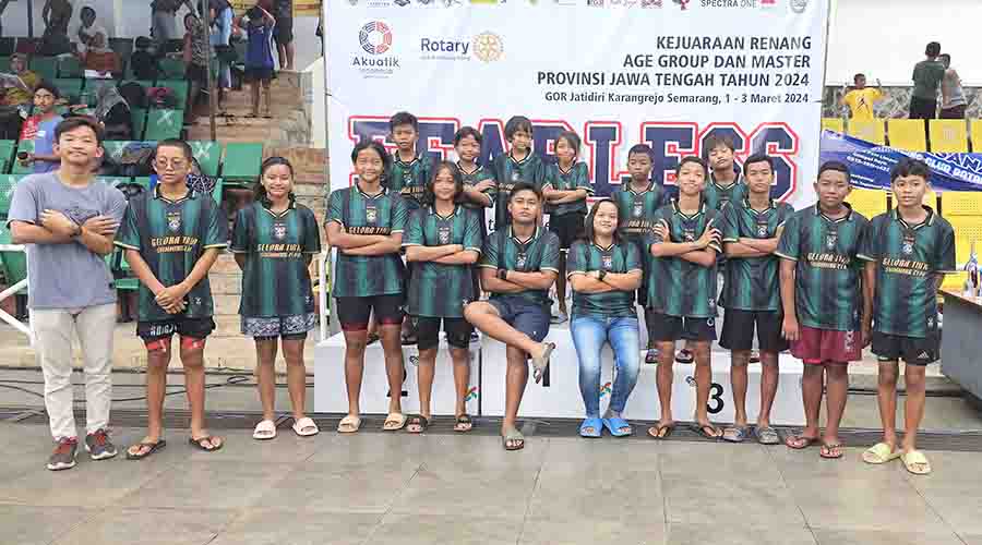 Akuatik Jepara Borong 14 Medali di Kejurprov Jateng