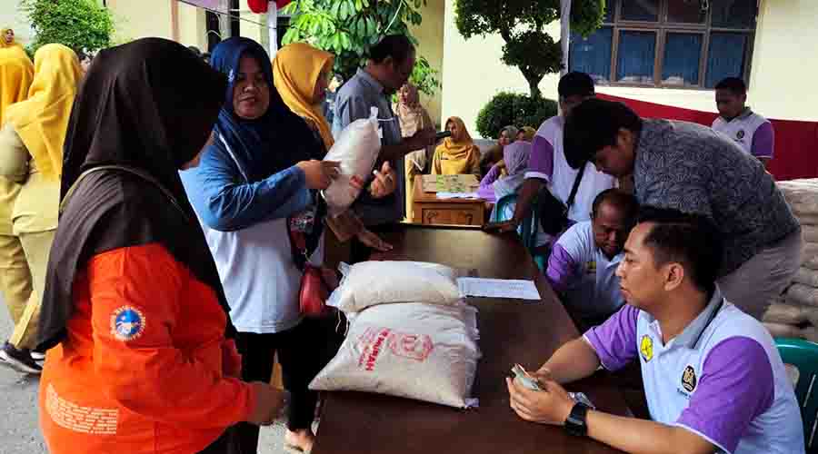 Pasar Murah Terakhir di Grobogan Diserbu Ribuan Warga