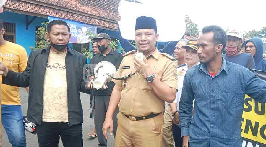 Camat Dukuhseti Akan Demo Bila Jalan Tayu-Puncel Tak Diperbaiki