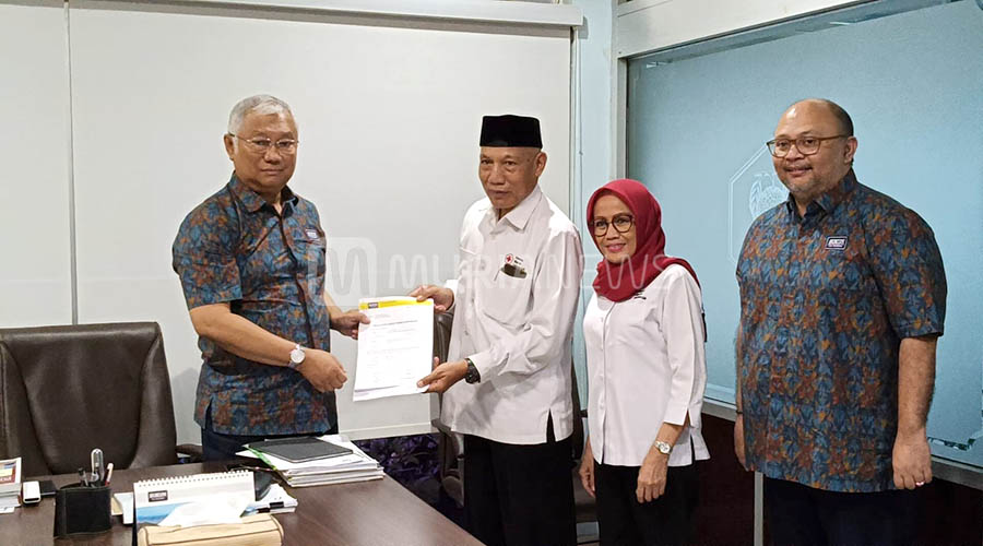 Sukun Beri Bantuan Satu Mobil Logistik untuk PMI Kudus