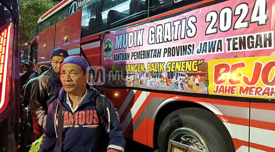 Ratusan Pemudik Gratis Tiba di Kudus, Disambut Pj Bupati