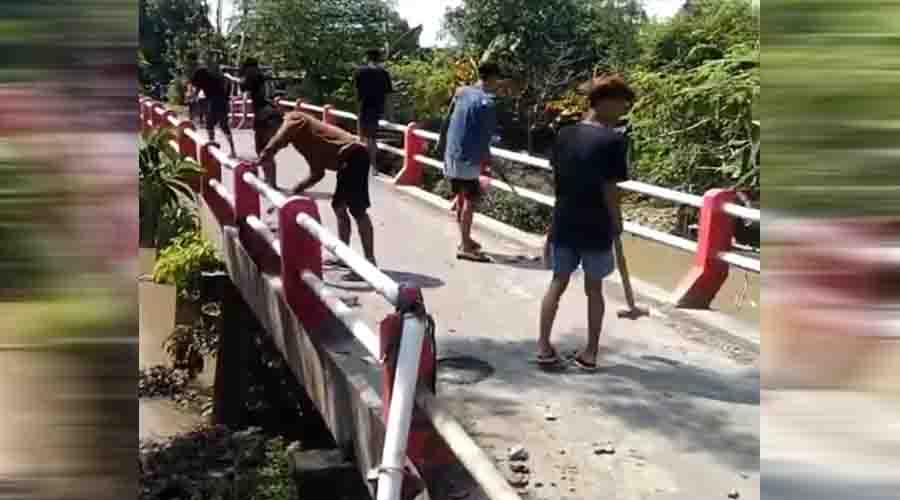 Rusak Jembatan Demi Sound Horeg Tabiran, 9 Orang Diamankan
