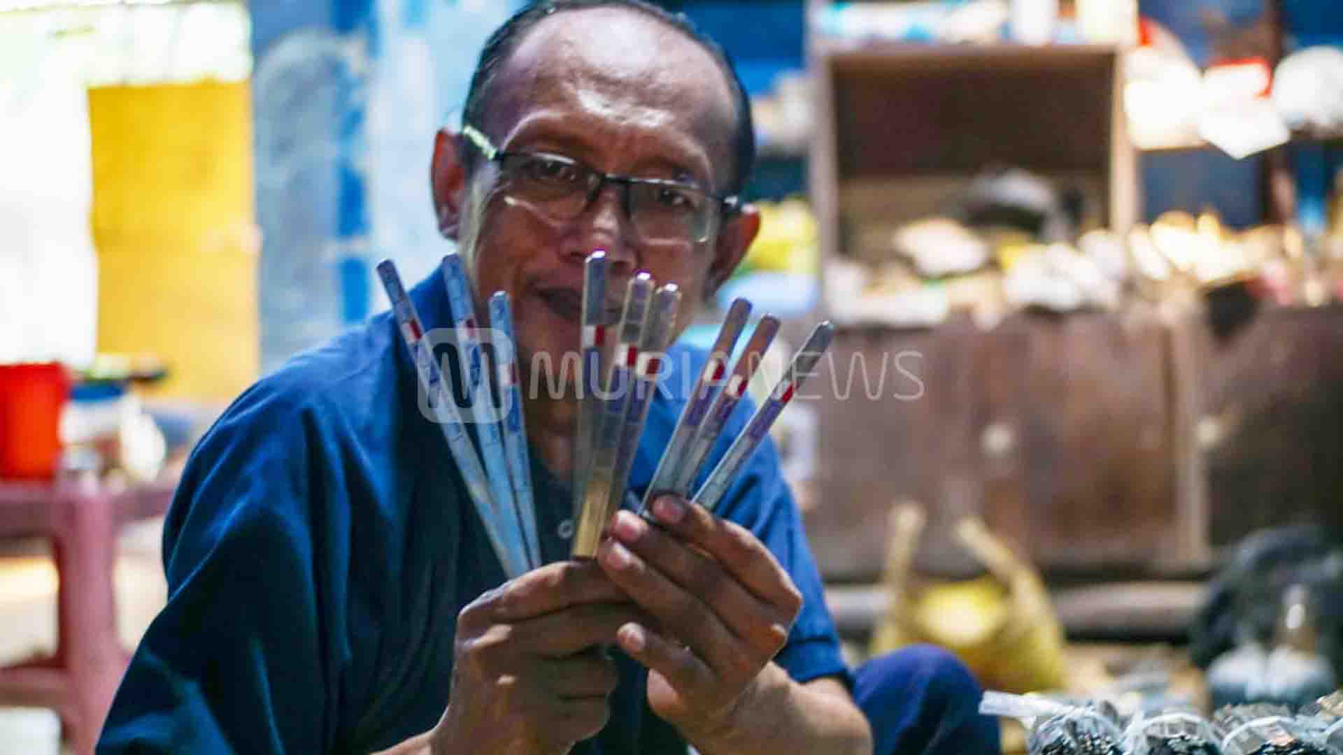 Pengusaha Jepara Kembali Produksi Gelang Haji