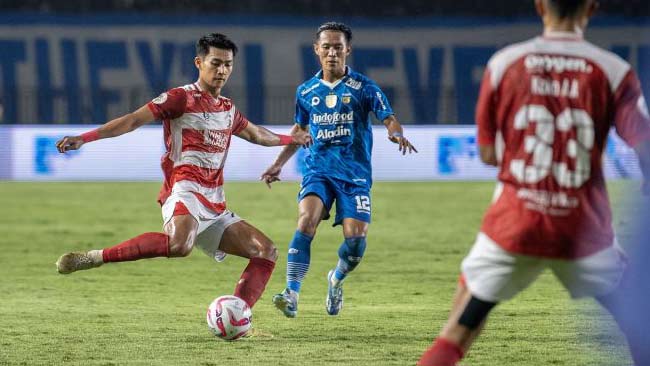 Yance Sayuri Dicoret, Malik Risaldi Pemain Madura United Masuk