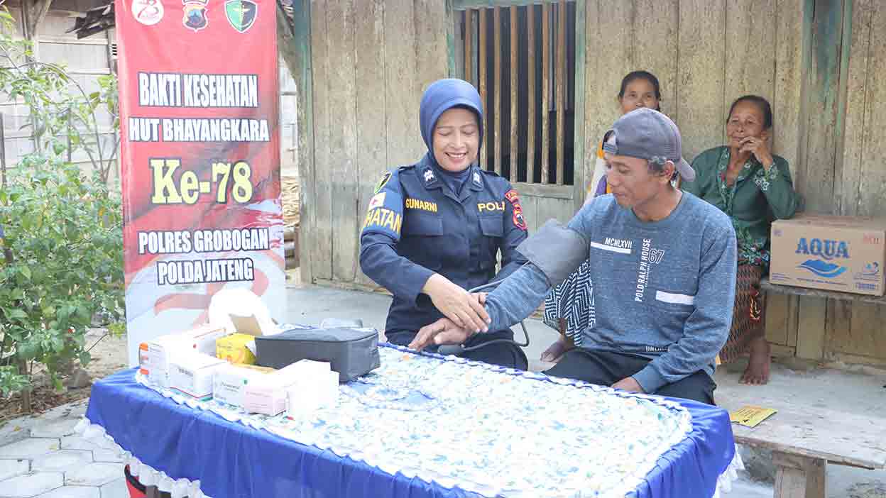 Hari Bhayangkara, Polres Grobogan Gelar Layanan Kesehatan Gratis