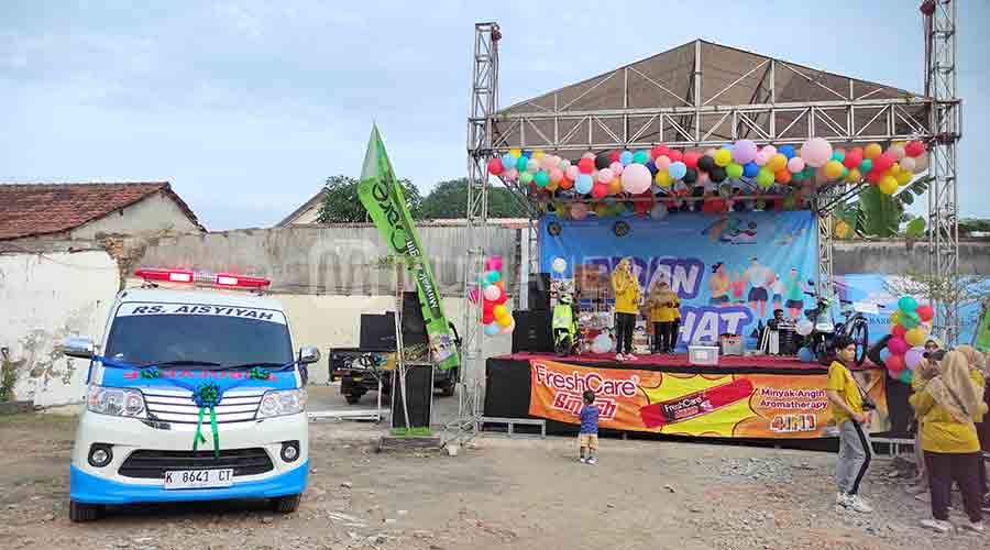 Milad, RS Aisyiyah Kudus Jalan Sehat dan Launching Ambulans