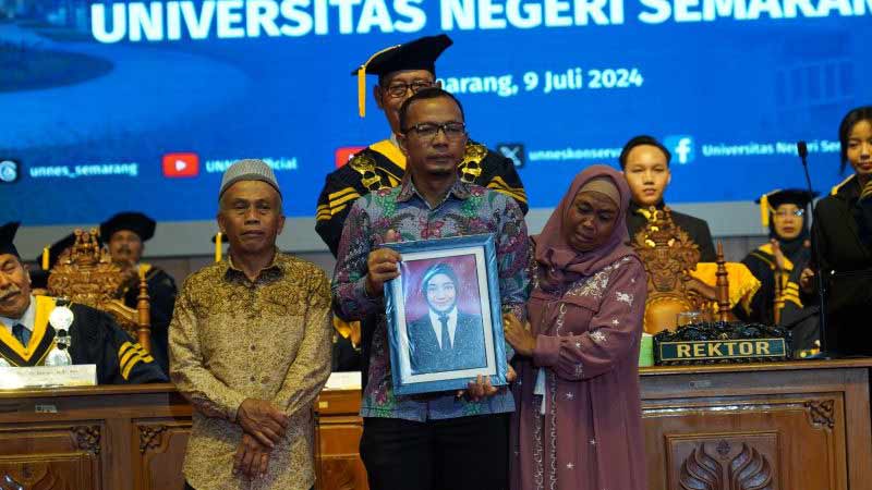 Dua Hari Sebelum Diwisuda, Mahasiswi Unnes Meninggal Kecelakaan