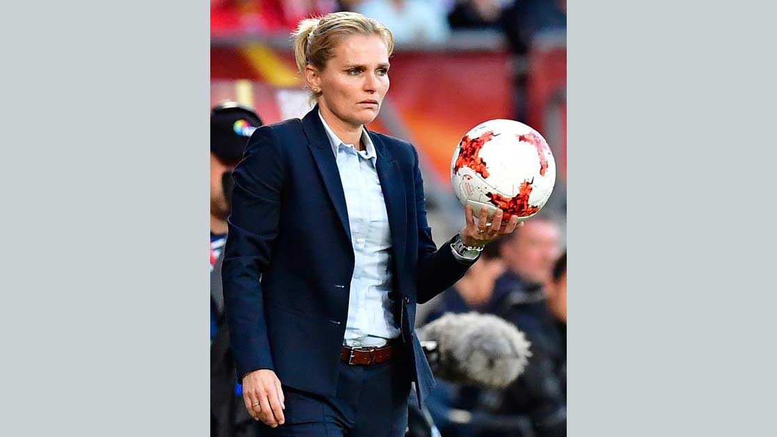 Pelatih Timnas Inggris Wanita Gantikan Southgate?