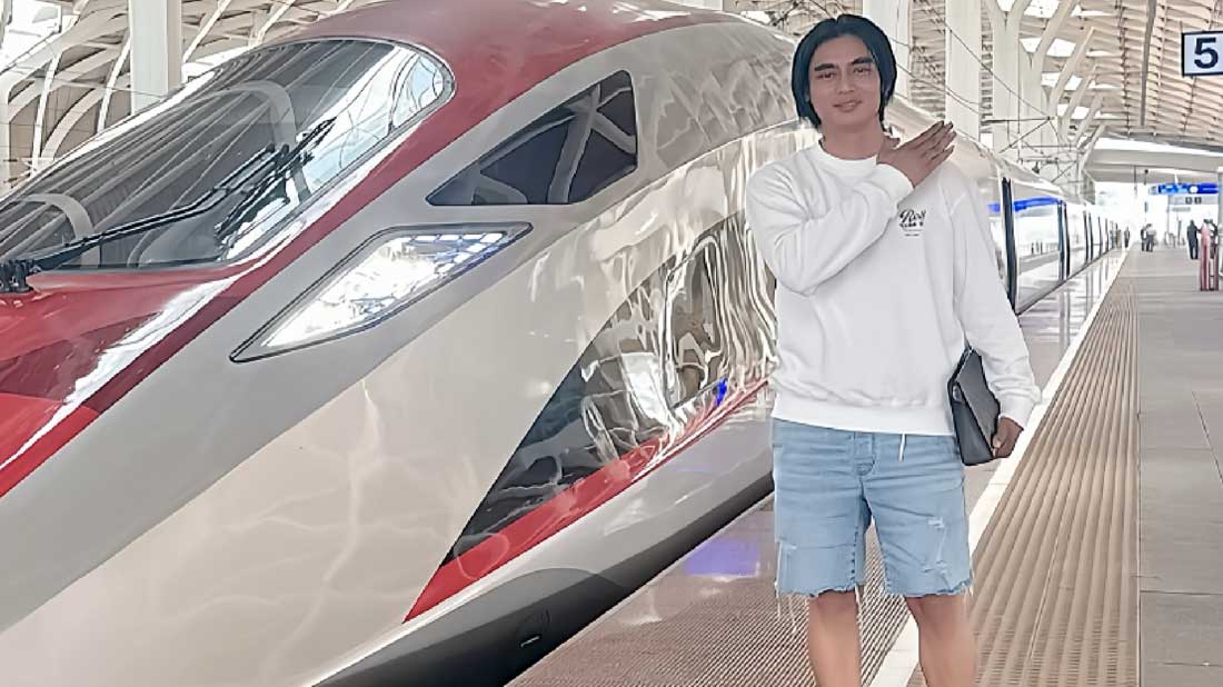 Musisi Charly Van Houten Ikut Kontestasi Pilkada Sukabumi