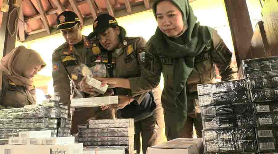 10.820 Batang Rokok Ilegal Disita di Kragan Rembang