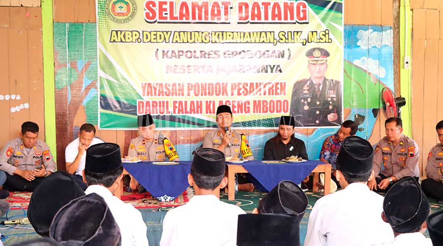 Jelang Pilkada 2024, Polres Grobogan Sambangi Ponpes Darul Falah