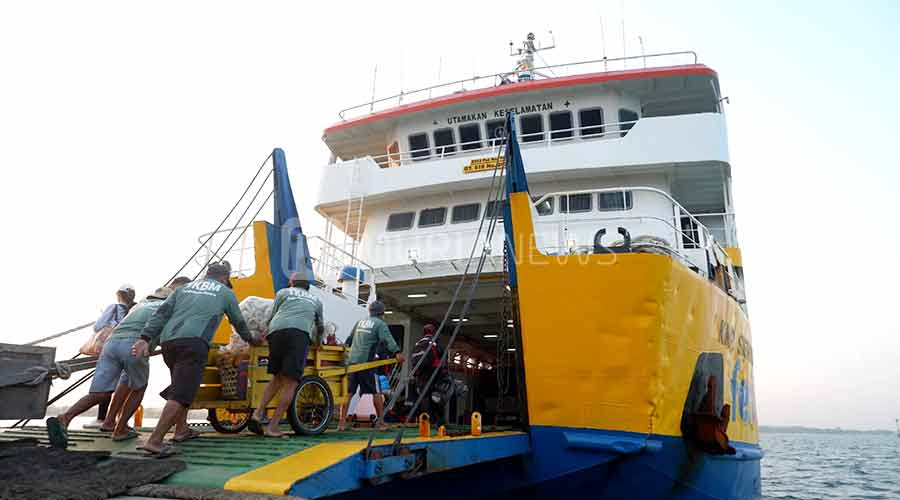 KMP Siginjai Rusak, Distribusi Logistik Karimunjawa Tersendat