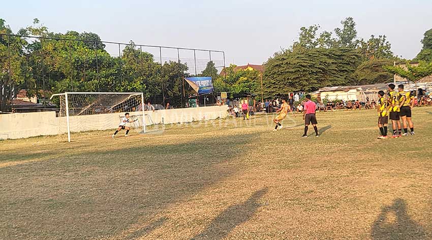 PS Klumpit Taklukkan Pedawang FC di Kandang dengan Skor Telak 4-1