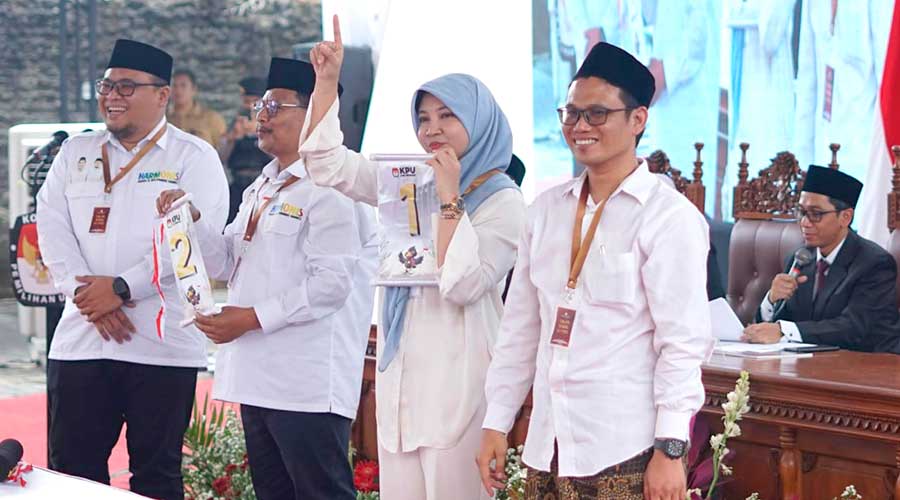 Dapat Nomor Urut 1 di Pilkada Rembang, Vivit-Gus Umam: Simbol Juara