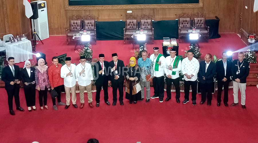 Pernyataan Penutup Debat: Budiyono Nangis, Lainnya Tebar Janji