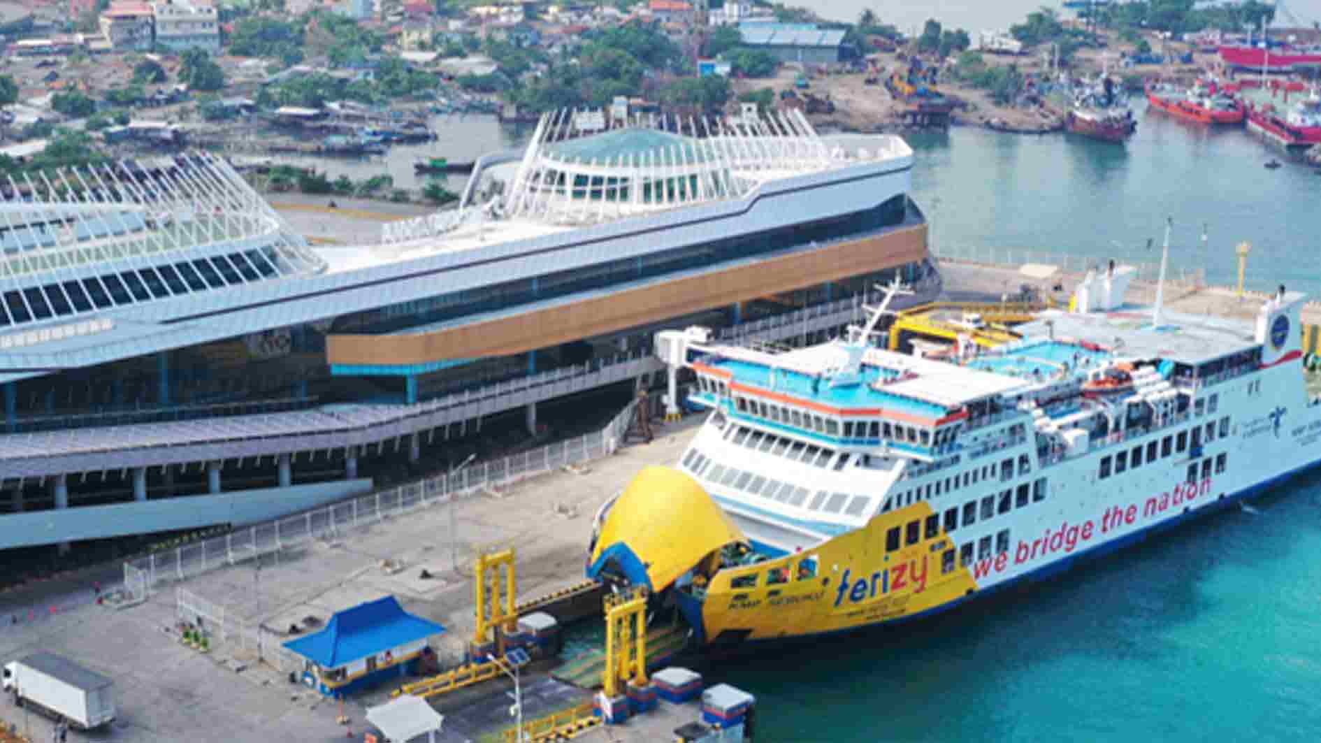 Puncak Arus Mudik Natal di Pelabuhan Merak Diprediksi Hari Ini