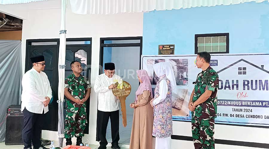PT Sukun dan Kodim Bedah Rumah Warga Cendono Kudus
