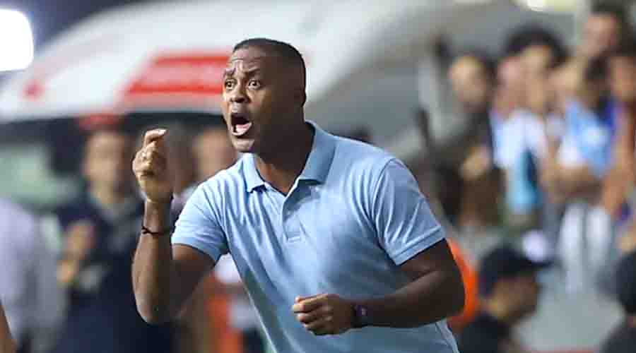 Wikipedia Ubah Profil Patrick Kluivert usai Disebut Resmi Gantikan STY