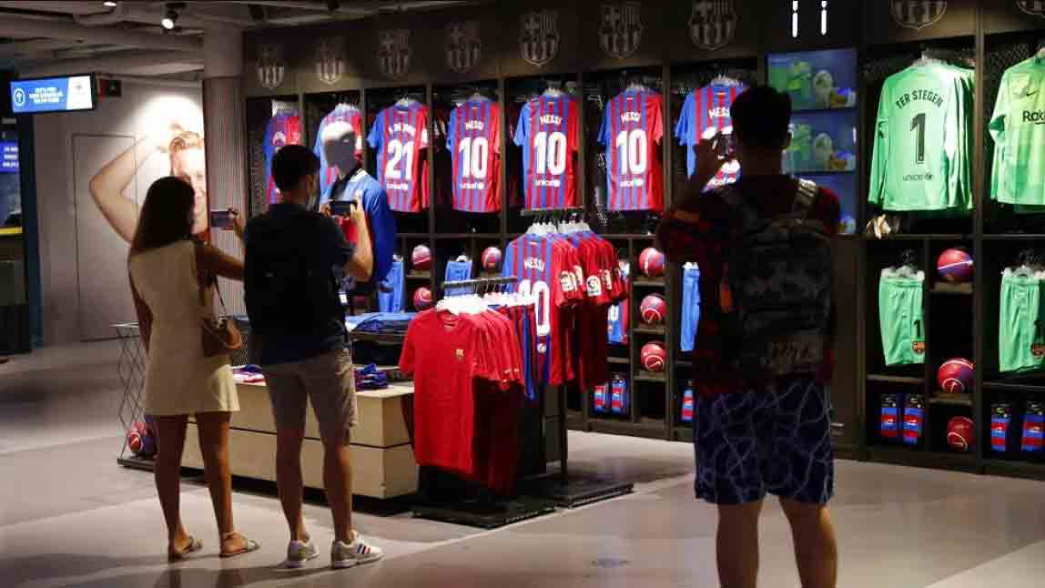 Empat Tahun Tinggalkan Barcelona, Messi Masih Memberi Rezeki