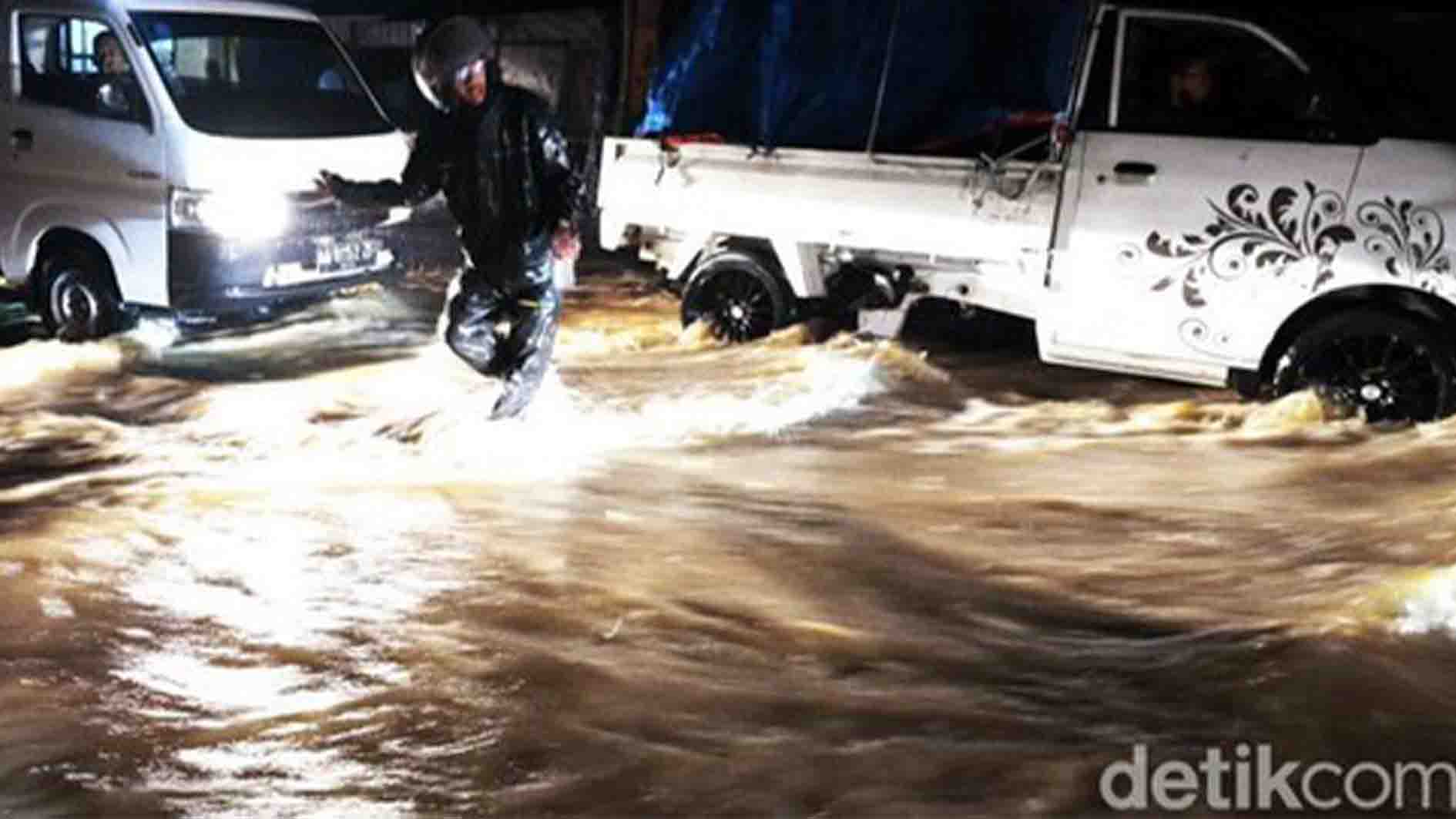 Banjir Melanda Sejumlah Desa di Nguter Sukoharjo