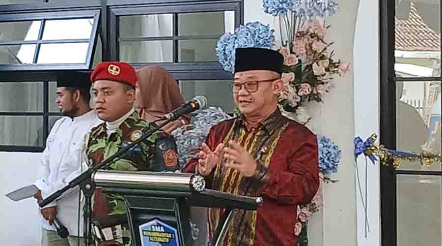 Resmikan Klinik Pratama Magelang, Mendikdasmen: Semoga Bermanfaat