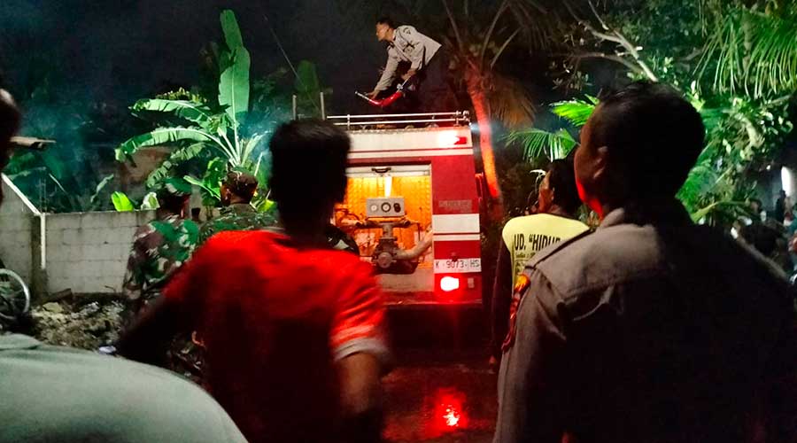 Pria Ini Blayer Motor hingga Sebabkan Kebakaran Rumah di Pati