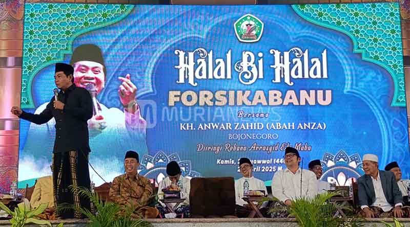 KH Anwar Zahid: Islam Angkat Derajat Perempuan dari Zaman Jahiliah