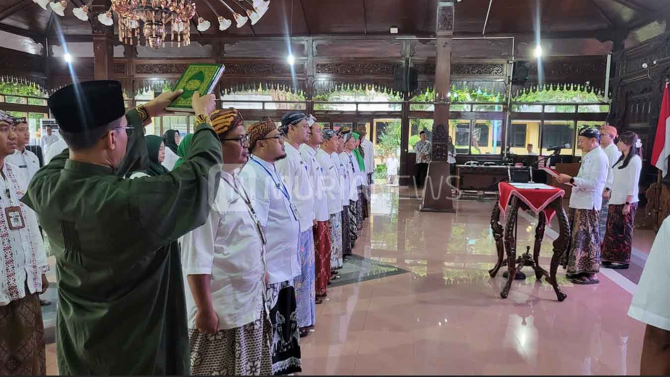 Bupati Kudus Lantik 30 Pejabat Pemkab Baru, Tekankan Ini