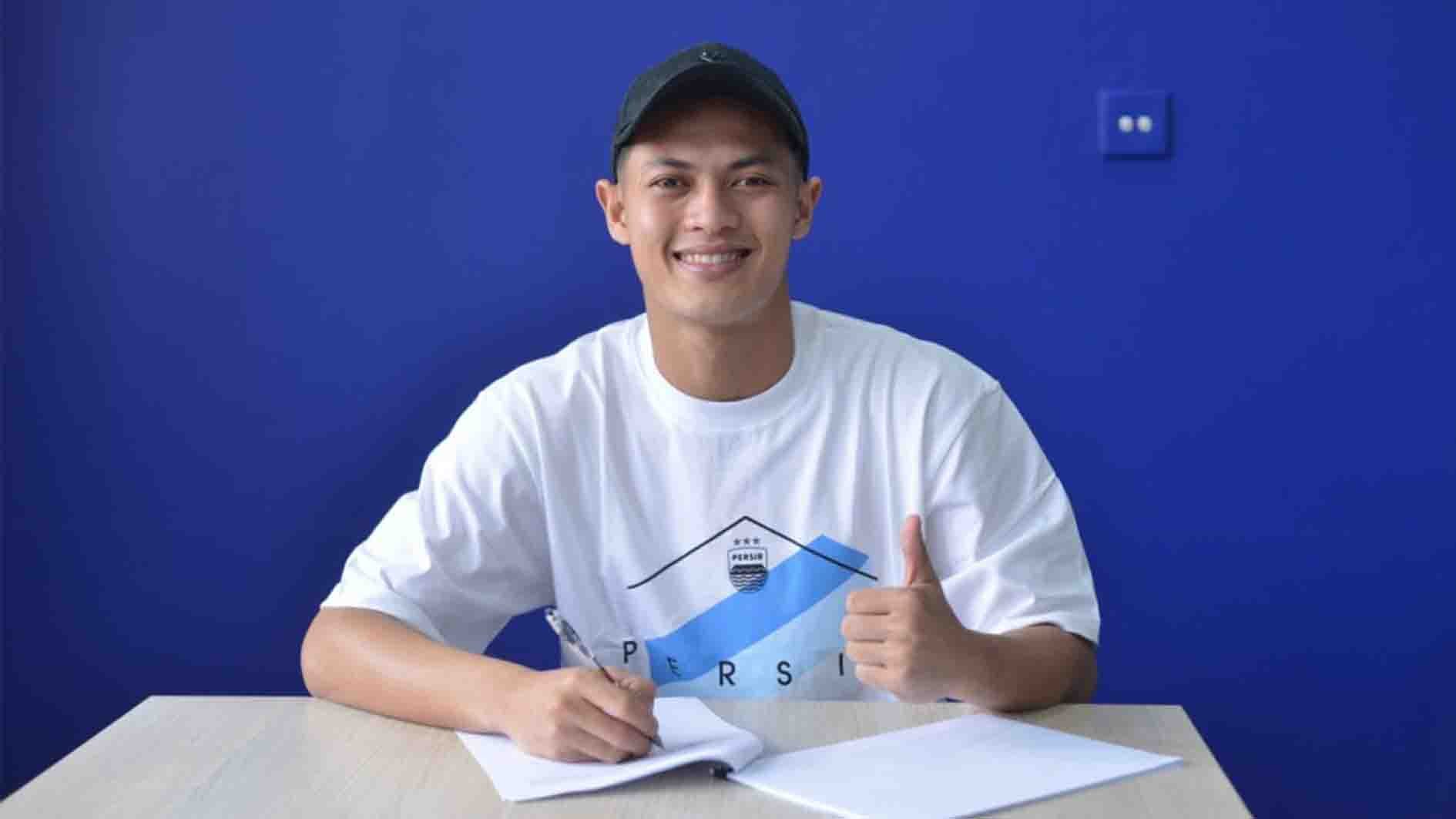 Cabut dari PSIS, Alfeandra Dewangga Kini Resmi Gabung Persib Bandung