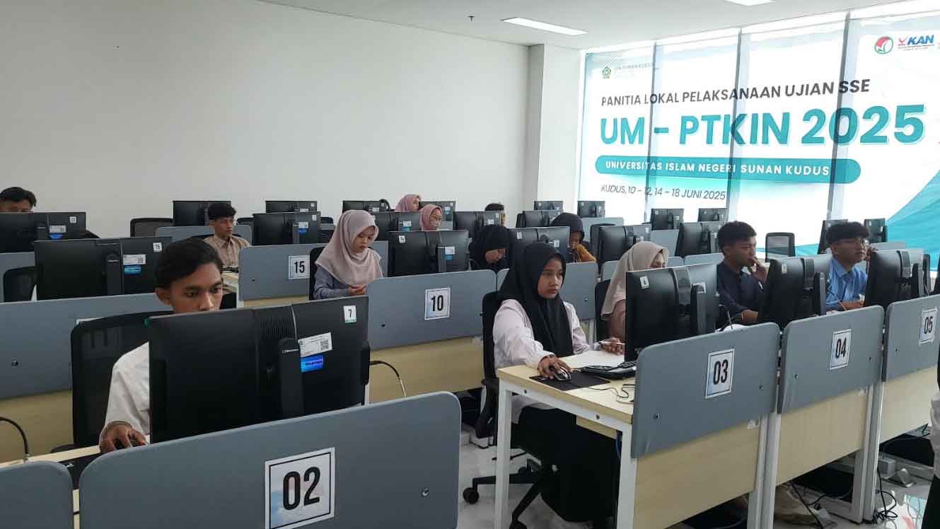 Ribuan Peserta Bersaing Jadi Mahasiswa UIN Sunan Kudus Lewat UMPTKIN