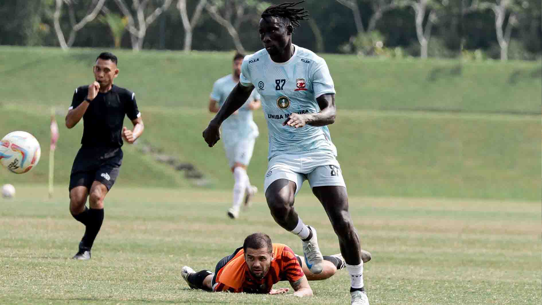 Berlangsung Seru, Uji Coba Madura United vs Borneo FC Tanpa Pemenang