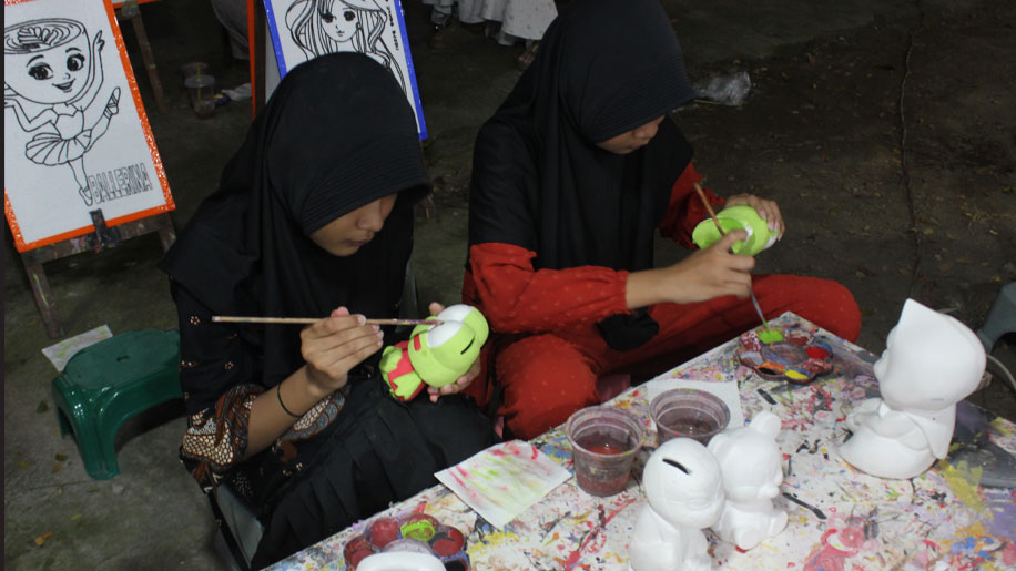 Stand Edukatif di Suronan Fest Kudus Ini Curi Perhatian Pengunjung