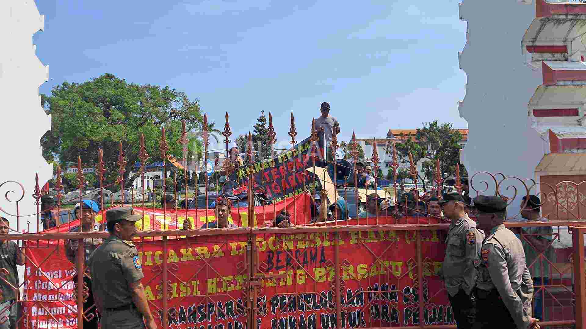 Warga Kembang Jepara Tuntut Transparansi Pengelolaan Limbah PLTU