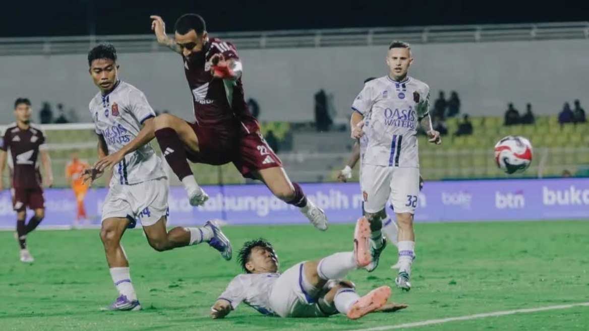 Meski Persijap Raih Poin Perdana, Mario Lemos Tetap Belum Puas