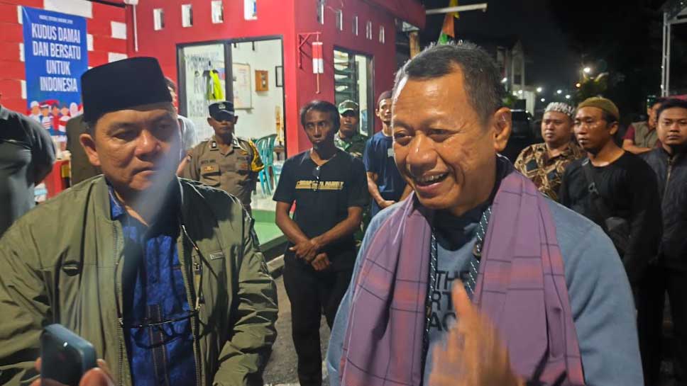 Kemendagri dan Bupati Tinjau Pelaksanaan Poskamling di Kudus