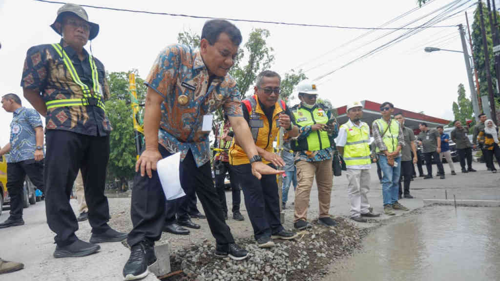 Gubernur Jateng Optimis 94 Persen Jalan Provinsi Mantap Tahun Ini