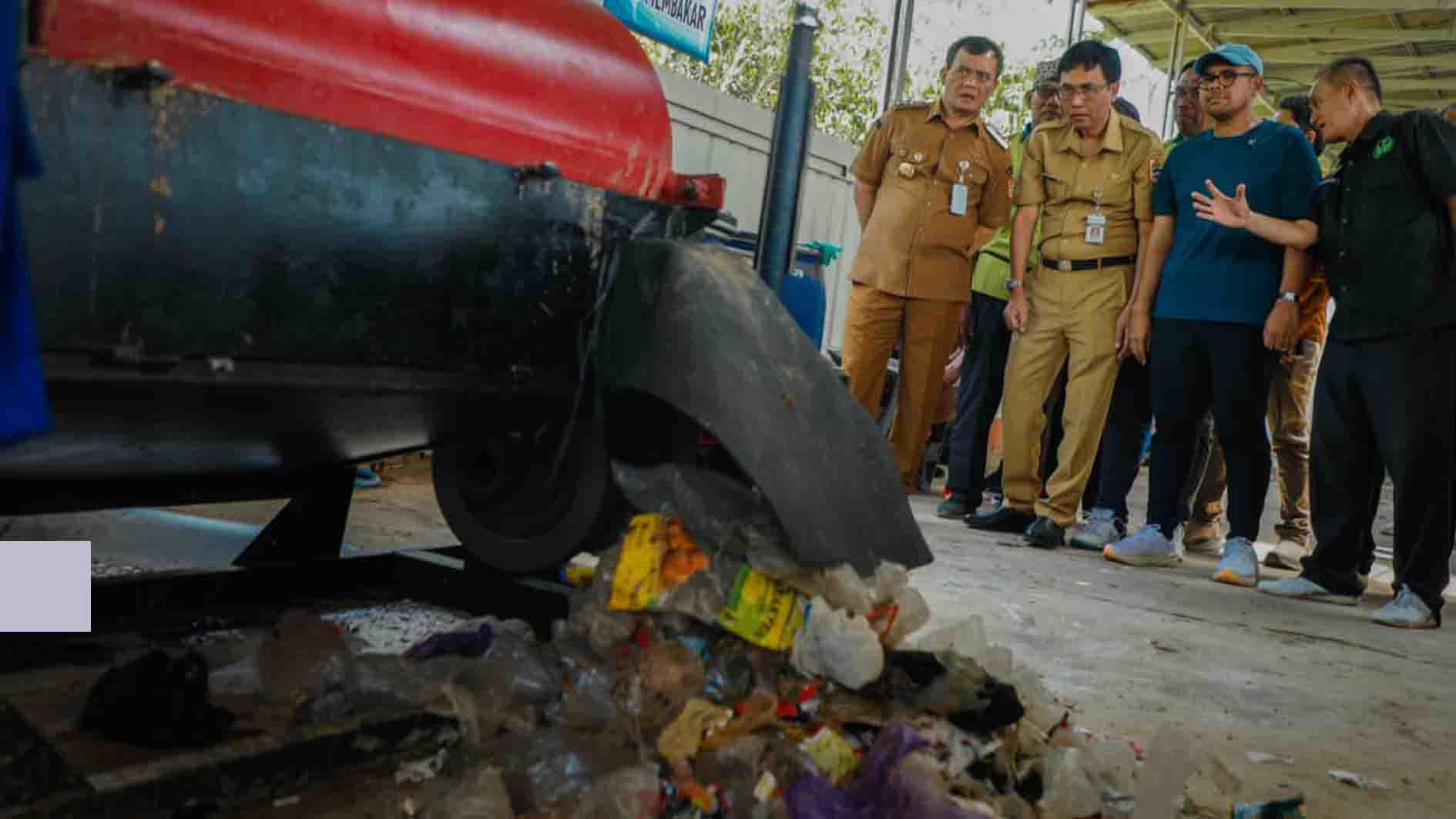 Gubernur Jateng Apresiasi Pengelolaan Sampah di Desa Tersono Batang
