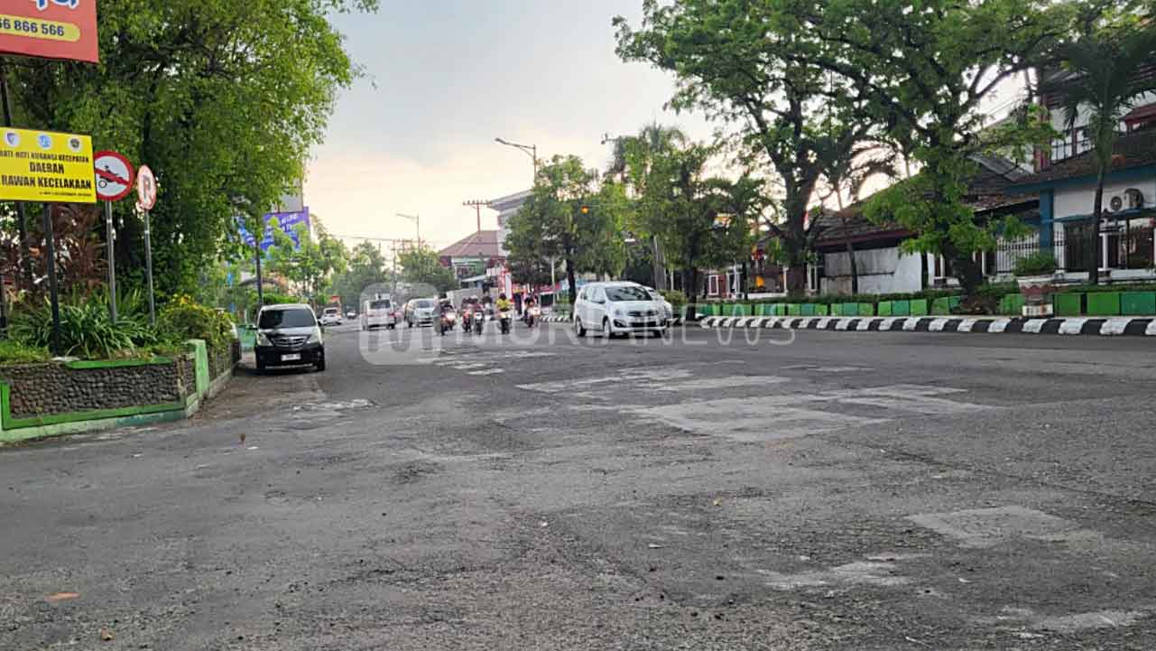 Perbaikan Jalan R Agil Kusumadya Terancam Tak Tuntas, Penyebabnya?