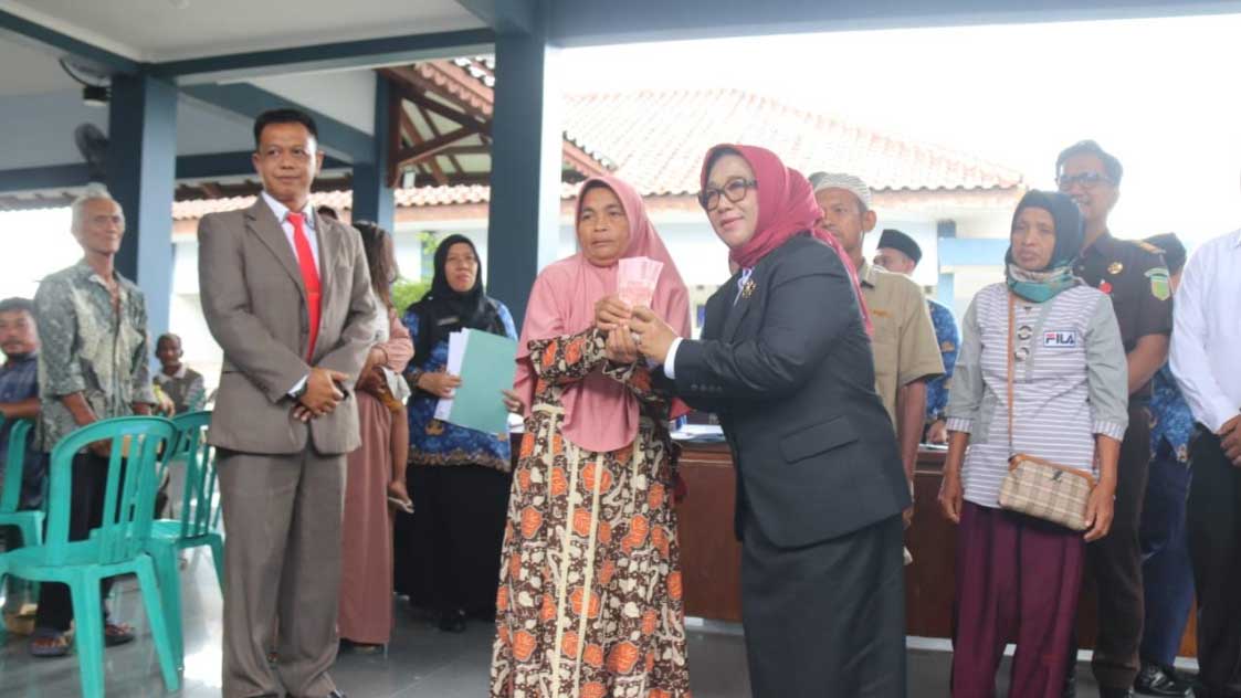 Buruh Tani Tembakau Blora Mulai Terima BLT Cukai, Nominalya?