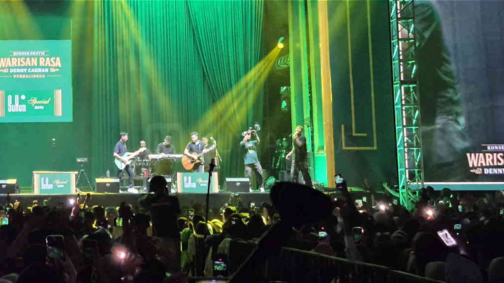 konser-gratis-warisan-rasa-denny-caknan-sukses-guncang-purbalingga