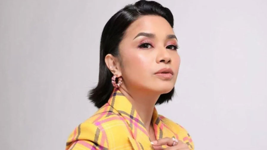 ruth-sahanaya-eksplorasi-city-pop-rilis-lagu-sebaris-lirik-cinta